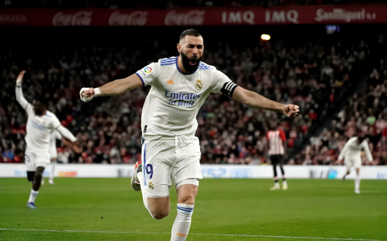 Benzema's Brace Secures Real Madrid a 2-1 Victory Over Athletic Bilbao