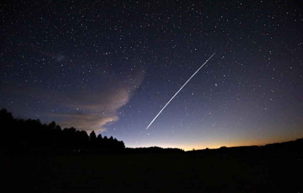 Solar Storm Destroys SpaceX Starlink Satellites in Unprecedented Event 2 Solar Storm Destroys SpaceX Starlink Satellites in Unprecedented Event