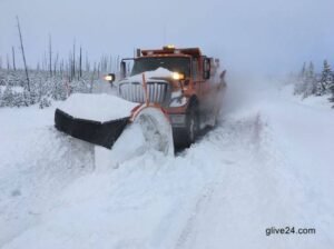 Heavy snow snarls travel as winter storms hit US 