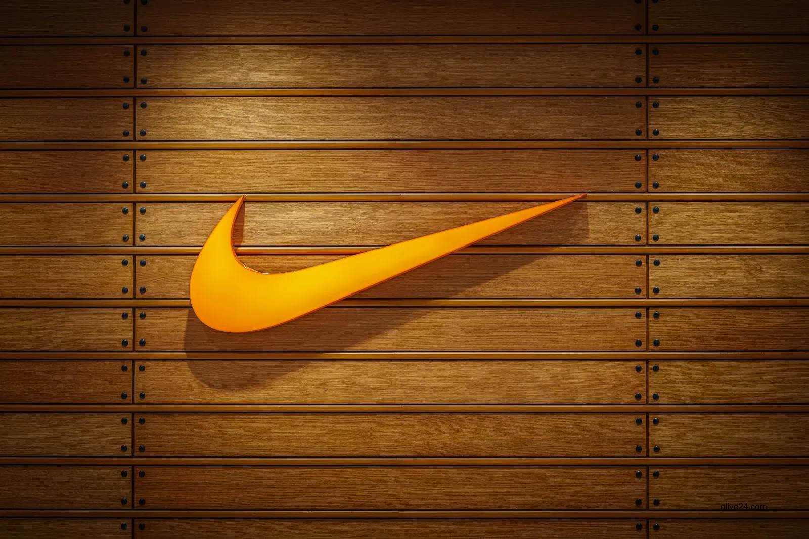 Nike results top expectations but profits down on higher costs
