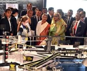 PM visits Japanese national museum of science 2 PM visits Japanese national museum of science