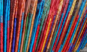 Silk shopping gains momentum in Rajshahi