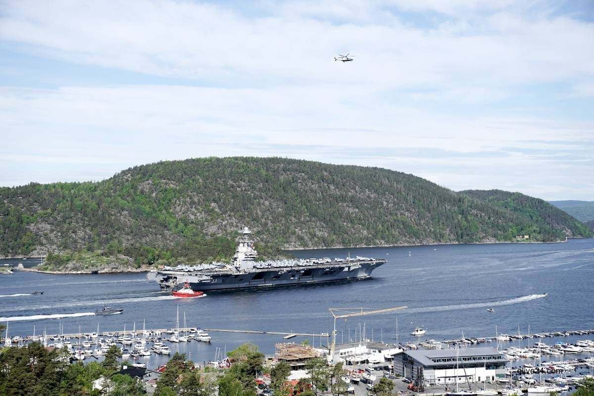 World's biggest warship visits Oslo, angering Russia 2 World's biggest warship visits Oslo, angering Russia