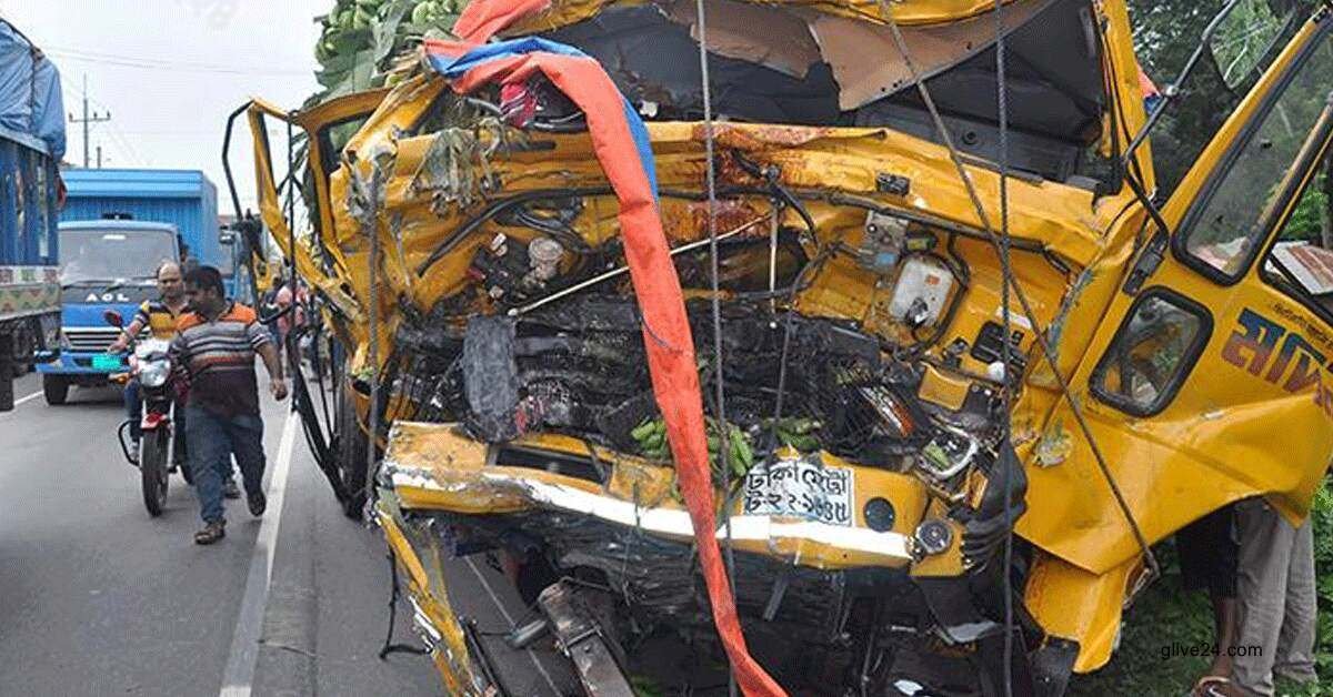 15 killed in truck pickup collision in Sylhet 15 killed in truck-pickup collision in Sylhet