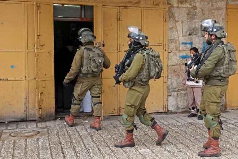 Israeli forces kill two Palestinians in West Bank raid