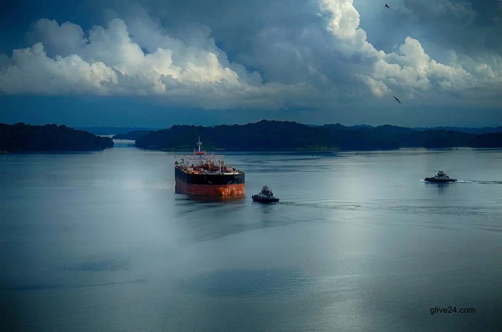Drought-hit Panama Canal to restrict access for one year