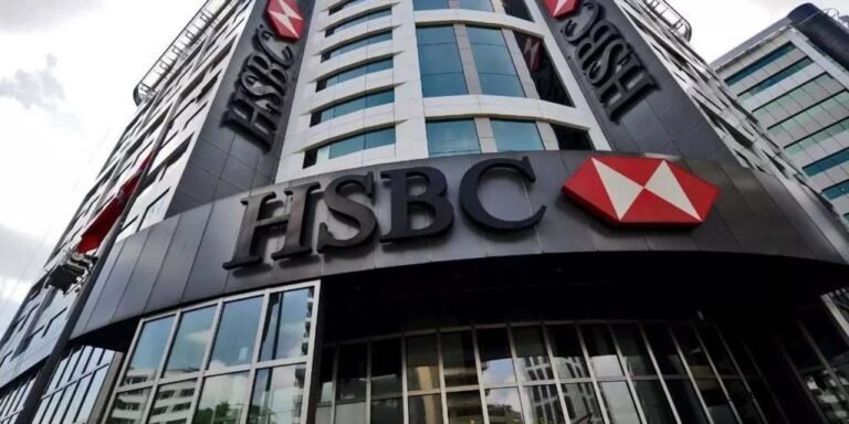 HSBC reports bumper profits on rising interest rates