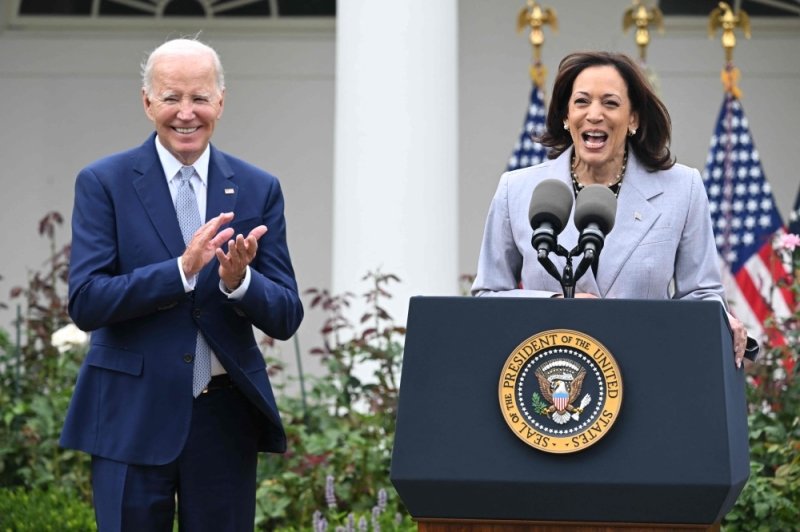 Kamala Harris tasked with new role fighting US gun violence 2 Kamala Harris tasked with new role fighting US gun violence