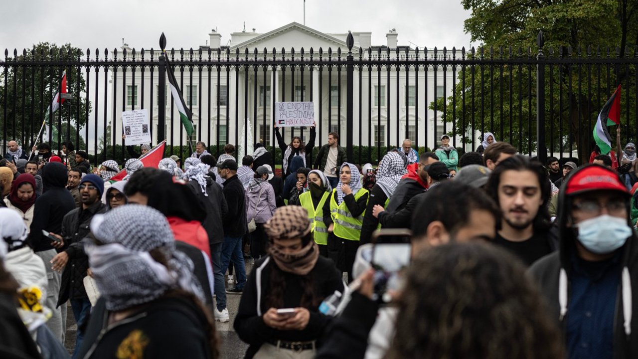 Pro-Palestinian demonstrators march outside White House 2 Pro-Palestinian demonstrators march outside White House