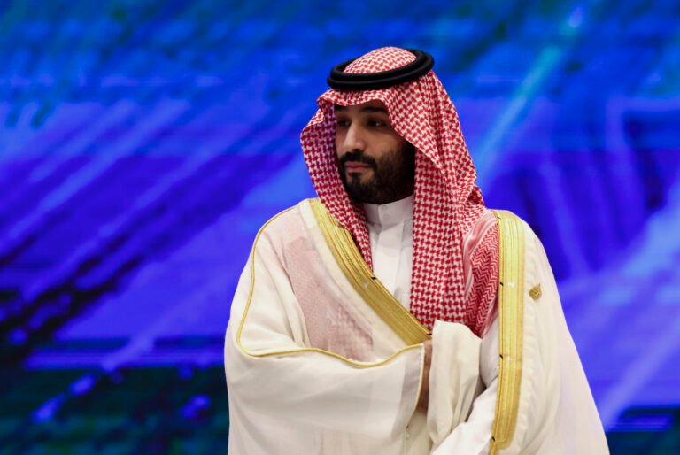 Saudi prince says working to contain Israel-Gaza fighting