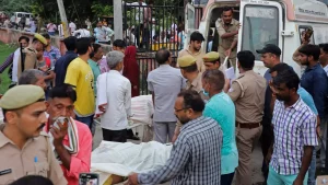 Terror, 'chaos' as India stampede kills 121