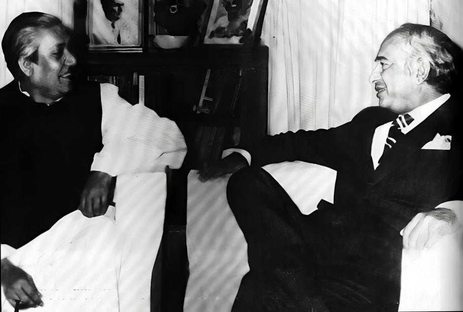 Z A Bhutto visits Sheikh Mujib in Dhaka, 1974