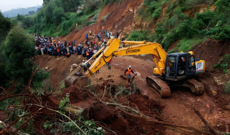 Displaced Gazas Seek Refuge in Yasser Arafat’s Ruined Villa