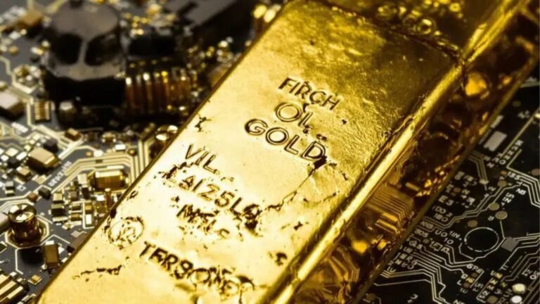 22-Carat Gold Surpasses BDT 210,000 per Tola