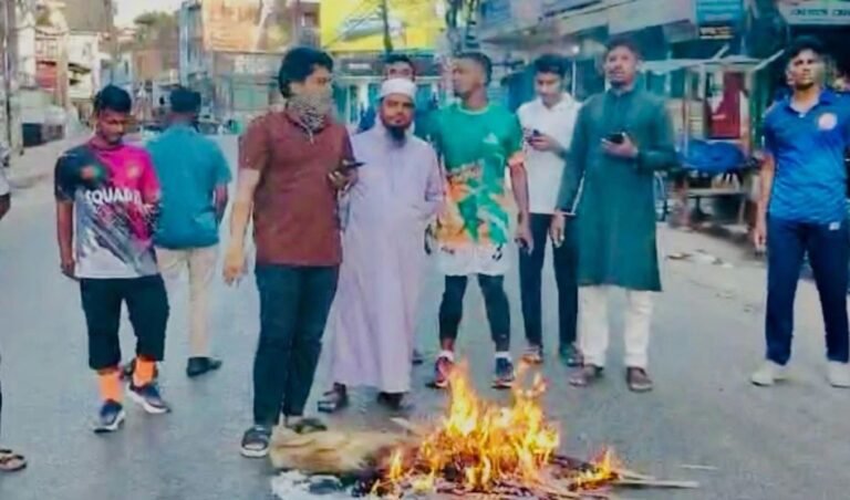 36 hour strike underway in Rangamati by anti quota alliance 36-Hour Strike in Rangamati Over Alleged Quota Discrimination in Teacher Recruitment