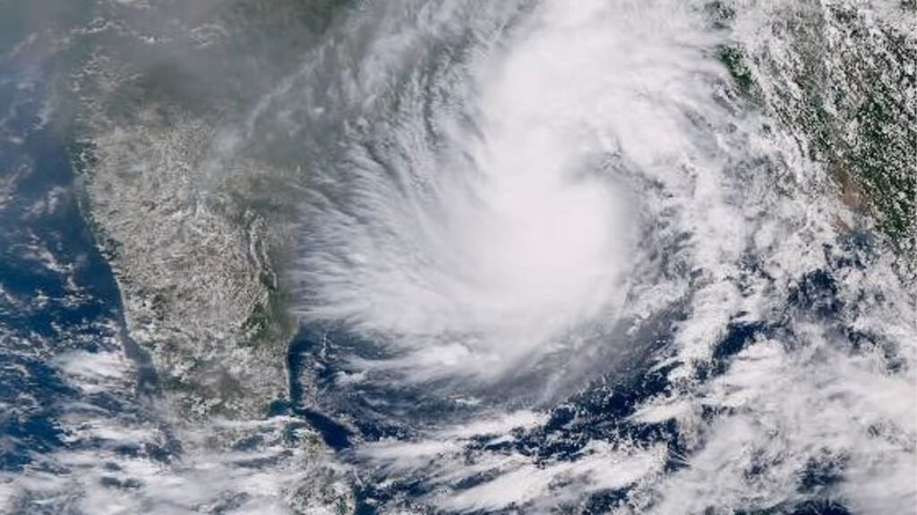 Cyclone ‘Ditwah’ Strengthens