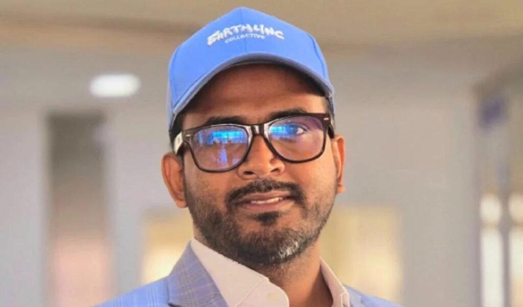 Journalist Mizanur Rahman Sohel Detained by DB at Midnight DB Police pick up journalist from his home at midnight Journalist Mizanur Rahman Sohel Detained by DB at Midnight