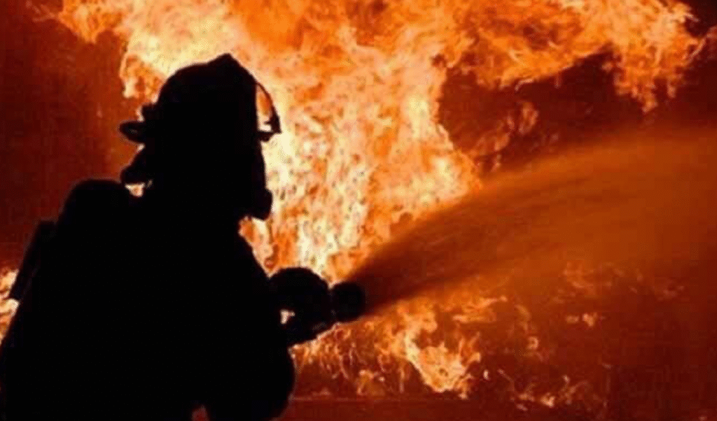 Fire Contained Quickly After Breaking Out in Bijoynagar Building