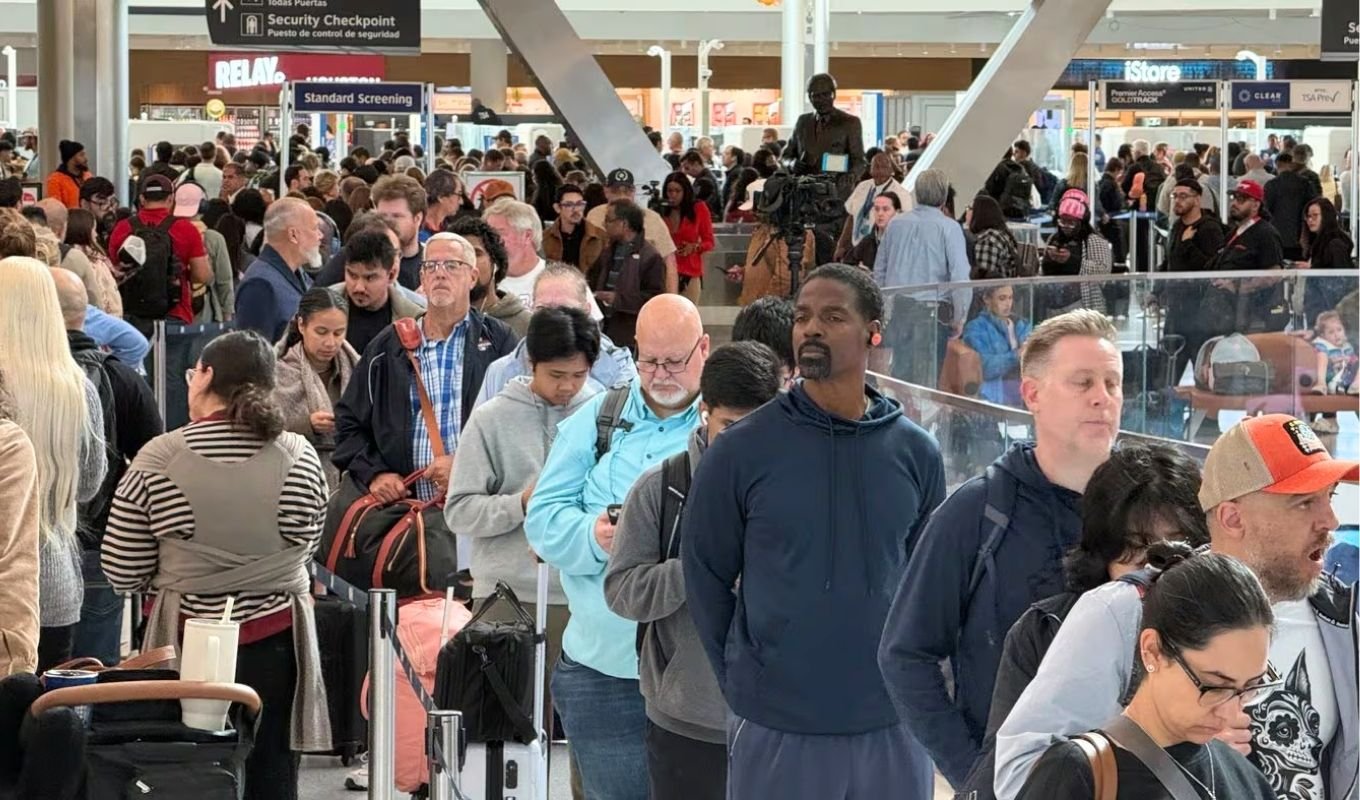 US Flight Cuts as Record Government Shutdown Grounds the Nation 1 US Flight Cuts as Record Government Shutdown Grounds the Nation