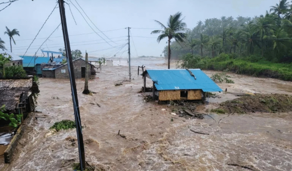 Weakening Typhoon Fung-wong Departs Philippines After Displacing 1.4 Million
