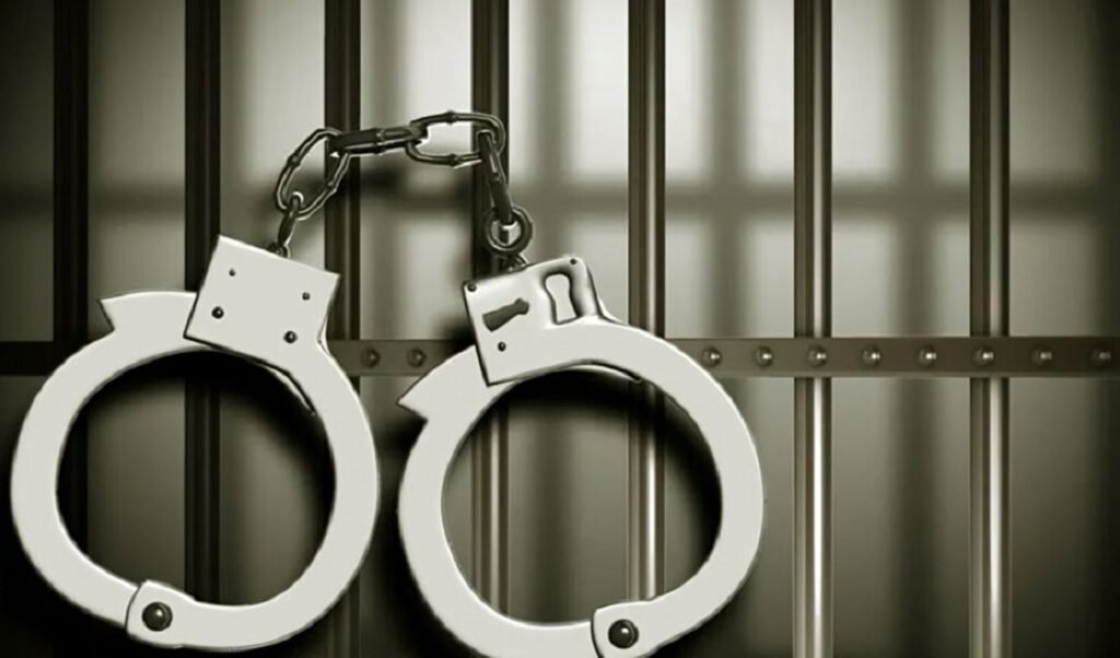 গ্রেপ্তার 2 1,831 Arrested in Nationwide Police Special Operation