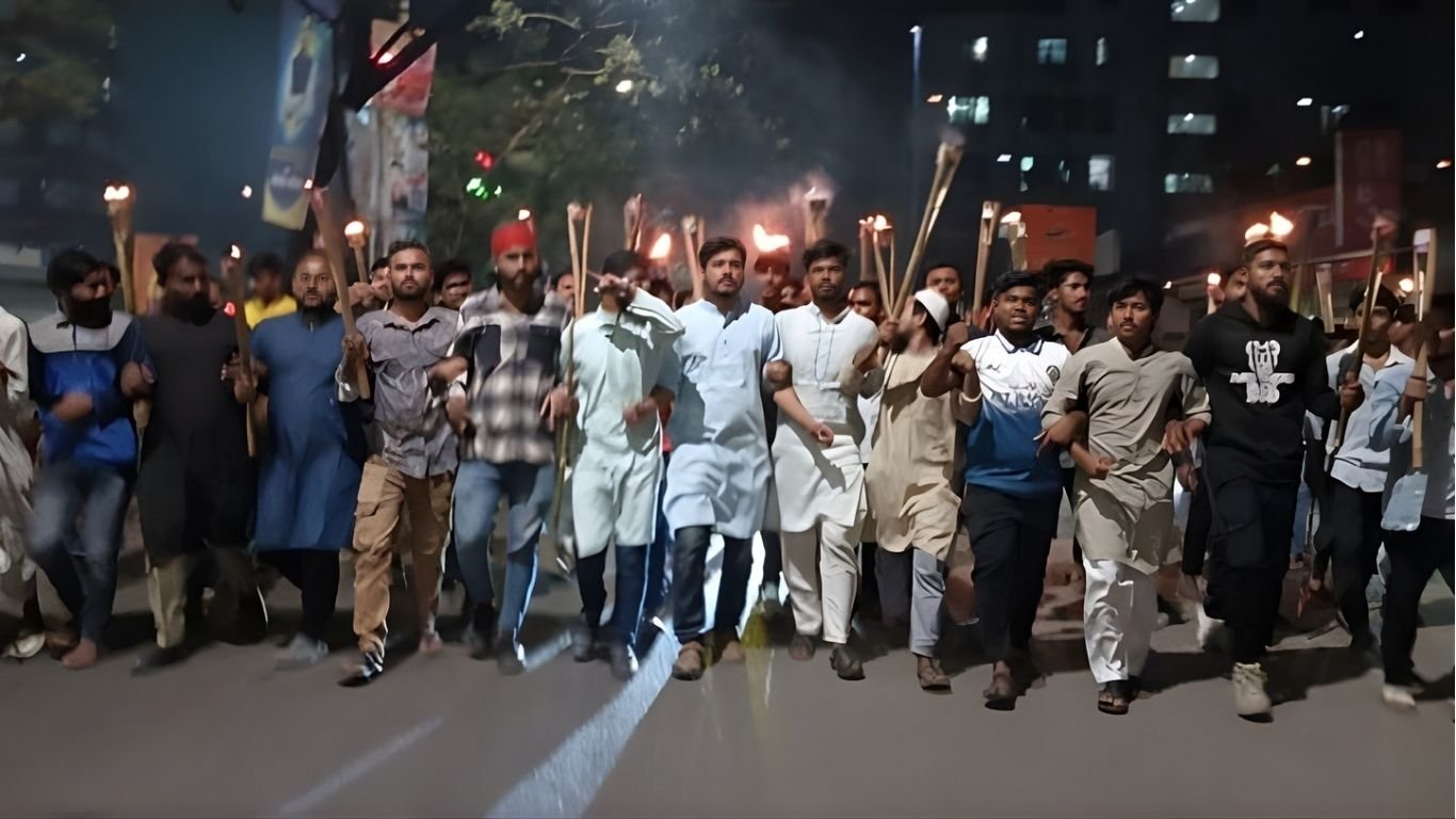 ‘Joy Bangla’ Slogan Sparks Disturbance in NCP March 1 ‘Joy Bangla’ Slogan Sparks Disturbance in NCP March