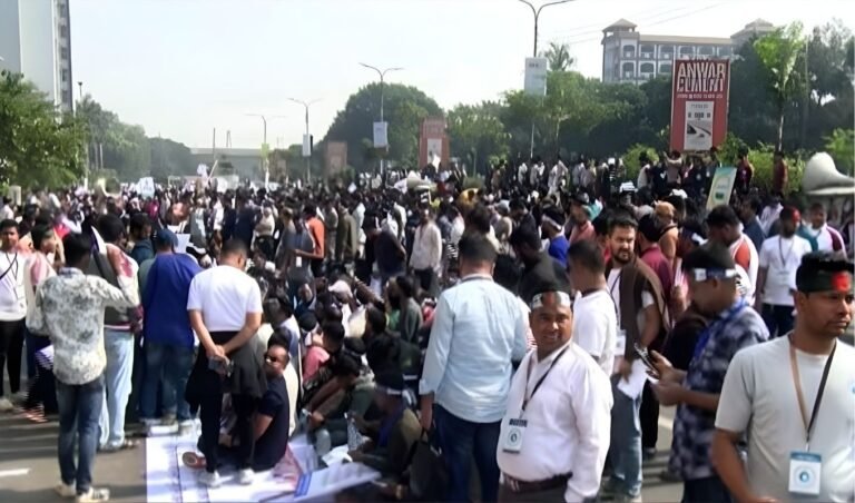 Agargaon Traffic Paralyzed by Mobile Traders