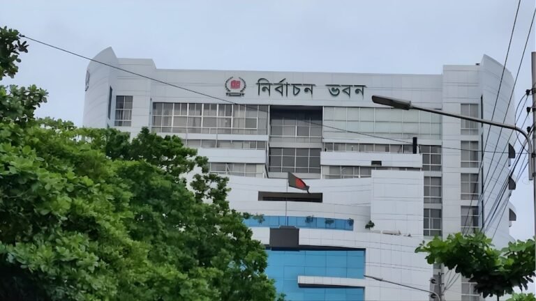 Over 445000 Bangladeshi Expats Register for Postal Voting IT-Supported Postal Ballot Sees 445,000 Overseas Registrations