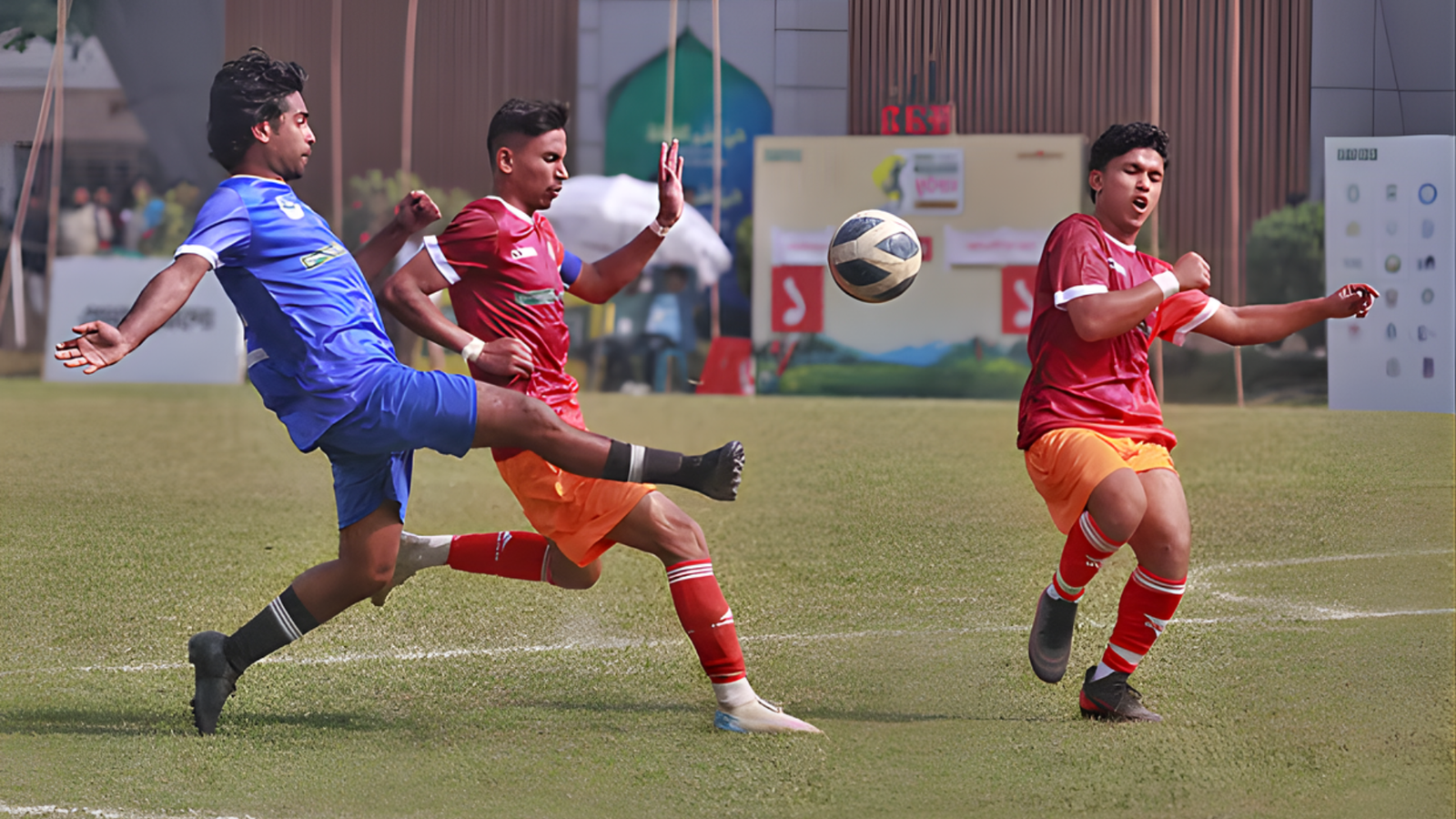 Sonargaon, Jahangirnagar and BRAC Triumph in Ispahani–Prothom Alo Inter-University Football 1 Thrilling Wins for Sonargaon, Jahangirnagar and BRAC Universities