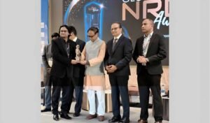 নতুনধরা এমডি পেলেন গ্লোবাল সম্মাননা নতুনধরা এমডি পেলেন গ্লোবাল সম্মাননা