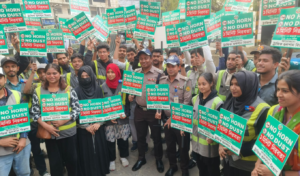 Gulshan Observes ‘No Horn No Dust Gulshan Observes ‘No Horn, No Dust’