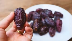 The Winter Superfood Essential Benefits of Daily Dates The Winter Superfood Essential Benefits of Daily Dates