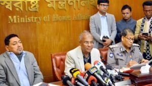 জুলাই বিপ্লবের যোদ্ধাদের আইনি সুরক্ষা ও দায়মুক্তির সরকারি পদক্ষেপ জুলাই বিপ্লবের যোদ্ধাদের আইনি সুরক্ষা ও দায়মুক্তির সরকারি পদক্ষেপ