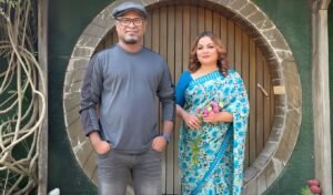 তুহিন সাফিনার অবুঝ প্রেমের নীরব সুর তুহিন-সাফিনার অবুঝ প্রেমের নীরব সুর