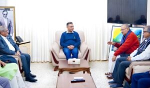 নতুন রাজনৈতিক সুযোগ কাজে লাগাতে ঐক্যের আহ্বান তারেক রহমানের