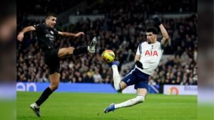 Arsenal Favourites for Title as Rivals Stumble Arsenal Favourites for Title as Rivals Stumble