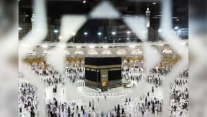 Saudi Authorities Suspend Contracts for 1800 Umrah Agencies Saudi Authorities Suspend Contracts for 1,800 Umrah Agencies