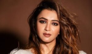 কৌশানীর অকপট স্বীকারোক্তি কাজ চাইতে লজ্জা নেই কৌশানীর অকপট স্বীকারোক্তি, কাজ চাইতে লজ্জা নেই