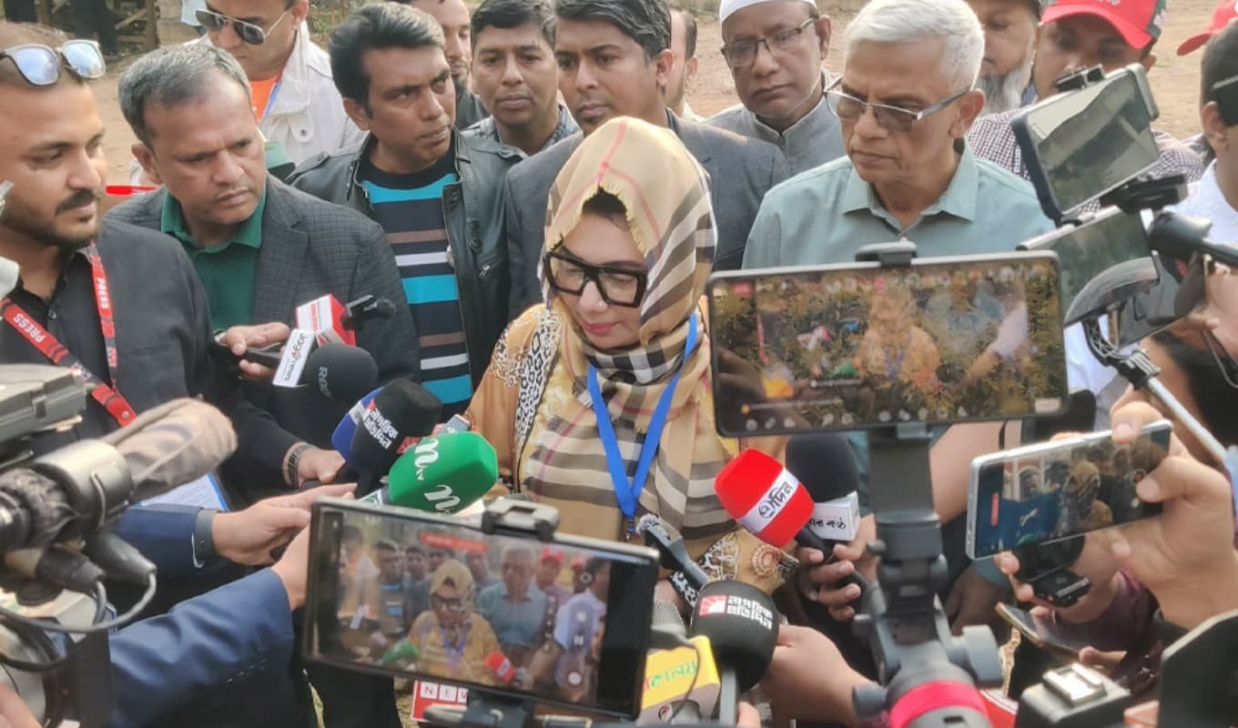 ঢাকা ৮ আফরোজা আব্বাস আশা করছেন বিপুল ভোটে জয় Dhaka-8: Afroza Abbas Predicts Landslide Victory