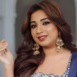 Female Voices Fade in Indias Music Industry Female Voices Fade in India’s Music Industry