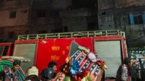 Fire Breaks Out at Mohammadpurs Geneva Camp Fire Breaks Out at Mohammadpur’s Geneva Camp