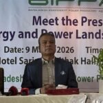 Power Producers Seek Bonds to Avert Blackouts Private Power Producers Seek Bonds to Settle Debts