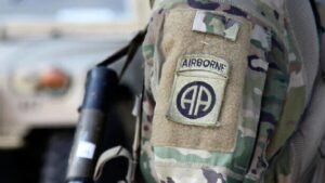 US Airborne Moves to Middle East US Airborne Moves to Middle East