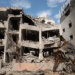 ইরানের ক্ষেপণাস্ত্র হামলায় দমবন্ধ ইসরায়েলের মধ্যাঞ্চল Iranian Missile Barrage Strikes Central Israel