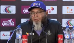 মিরাজের নিষ্ঠার প্রশংসা করেছেন স্পিন কোচ মিরাজের নিষ্ঠার প্রশংসা করেছেন স্পিন কোচ