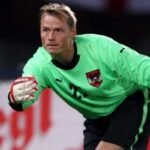 Former Arsenal Goalkeeper Killed in Train Collision Ex-Arsenal Keeper Alex Manninger Dies in Collision