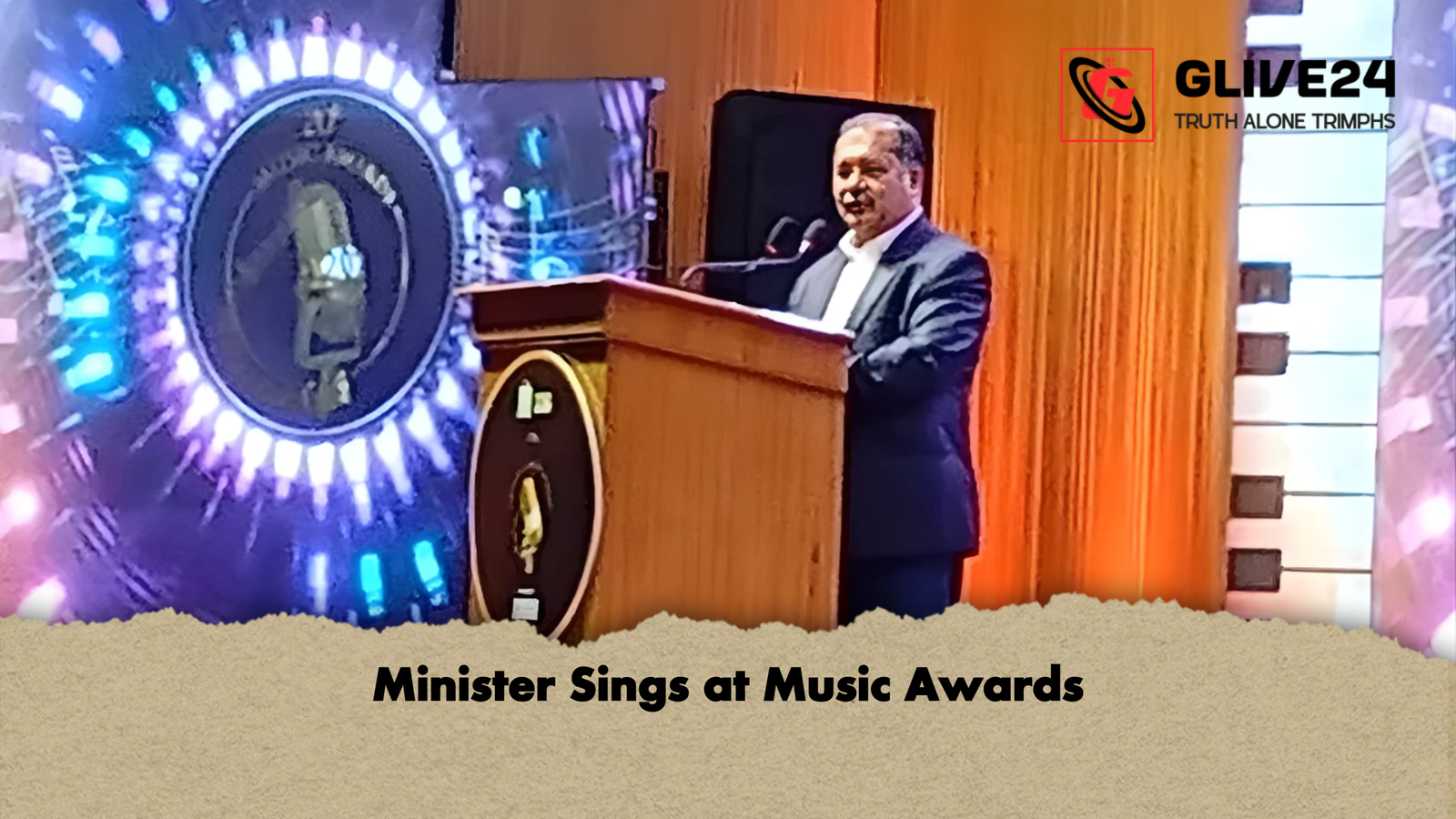 Minister Sings at Music Awards Minister Sings at Music Awards