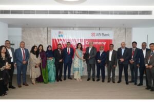 এবি ব্যাংক ও স্কলাস্টিকা স্কুলের চুক্তি স্বাক্ষর এবি ব্যাংক ও স্কলাস্টিকা স্কুলের চুক্তি স্বাক্ষর