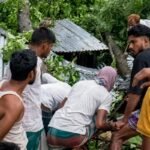 জামালপুরে ঘরের ওপর গাছ ভেঙে মা ও দুই মেয়ের মৃত্যু Three Family Members Killed by Falling Tree in Jamalpur