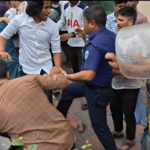 লক্ষ্মীপুরে ছাত্র পুলিশ সংঘর্ষ ওসিসহ আহত ৮ আটক একাধিক Clash in Lakshmipur: Eight Injured Including OC